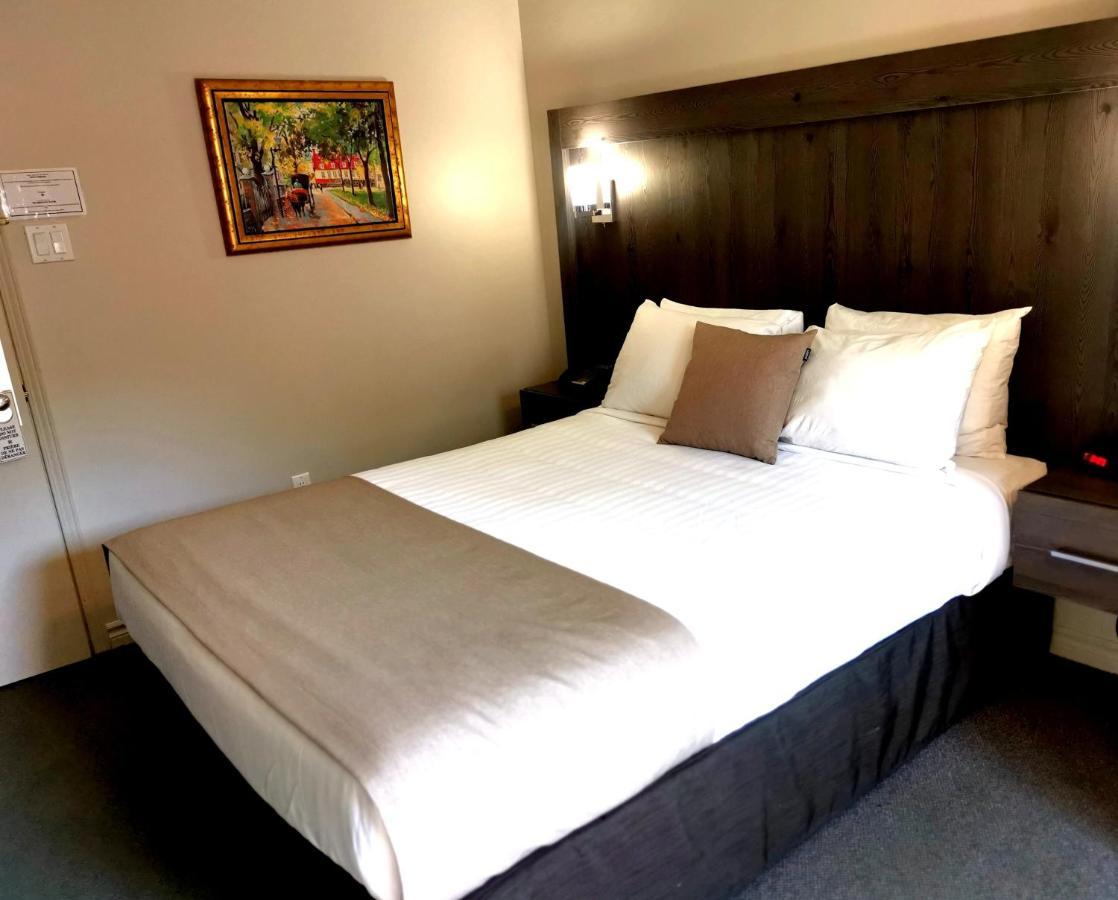 Superior Queen Room