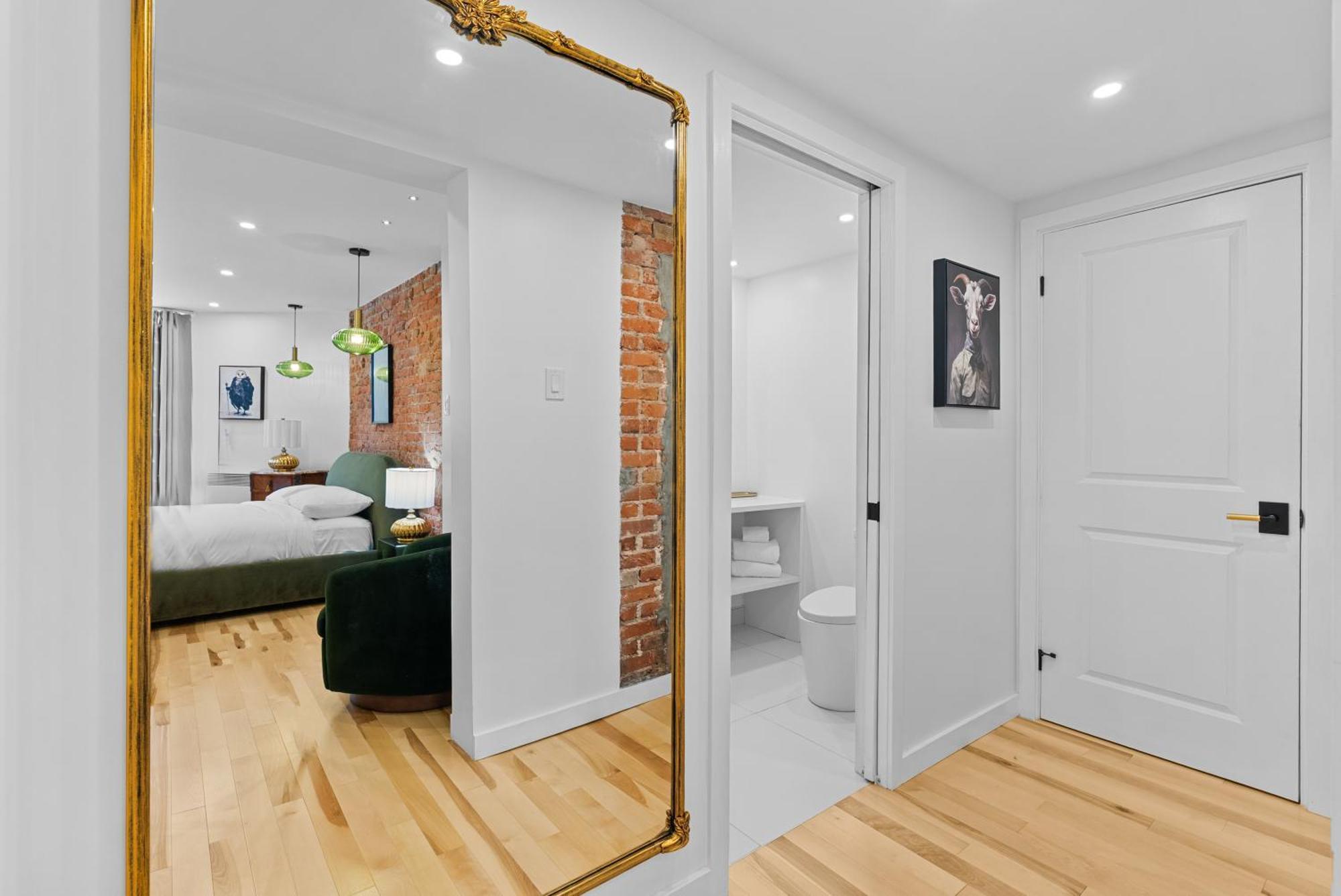Superior Family Suite - 2 Rooms - 2 Queen Beds - Semi-Basement