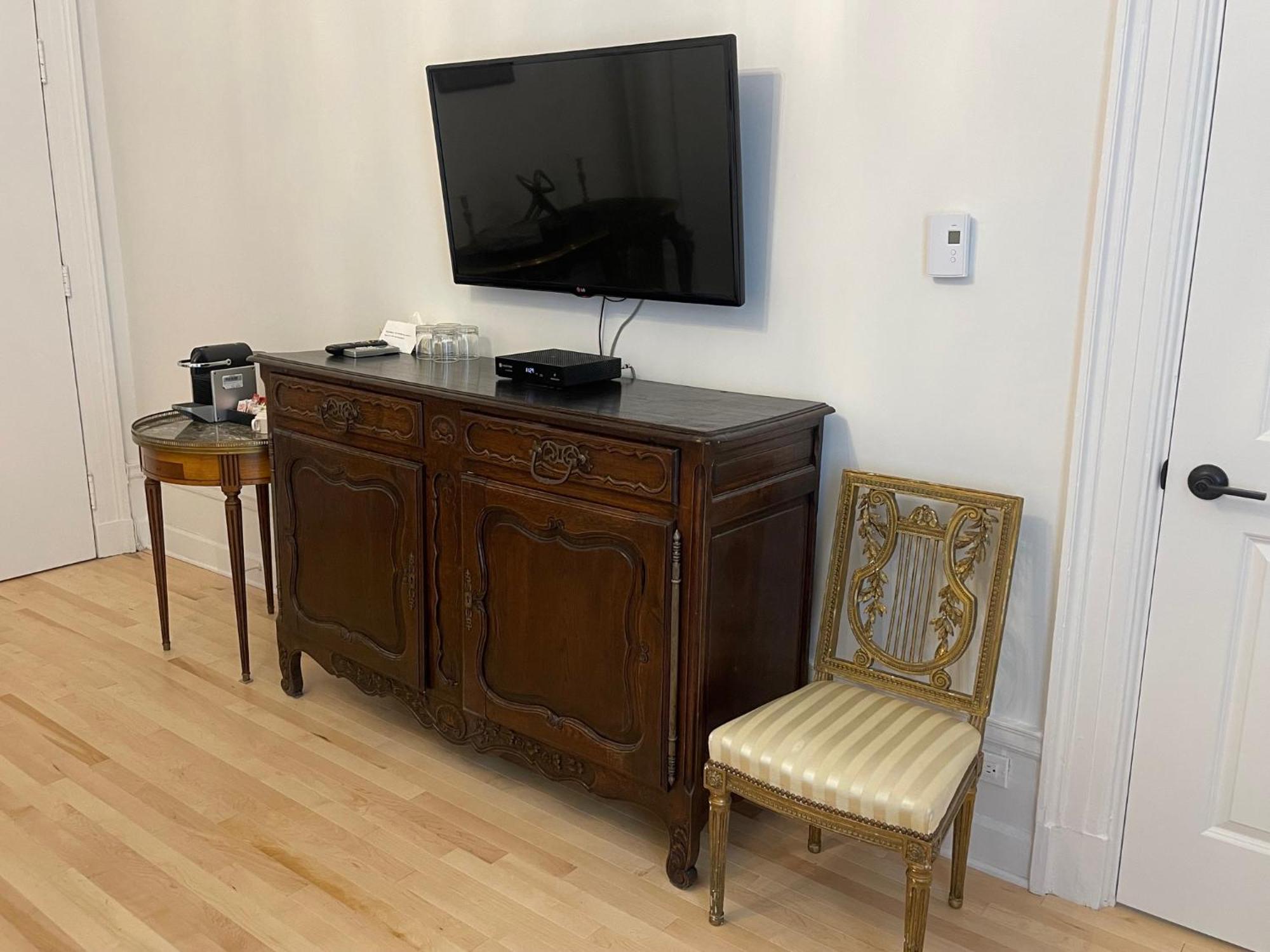Family Double Room,1765587761:JPEG