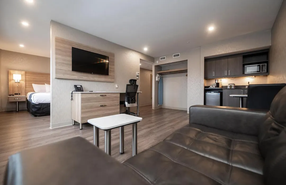 Hotel & Suites Le Dauphin Quebec-1