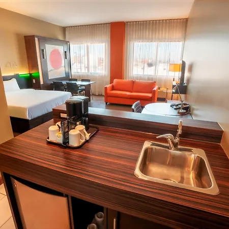 Hotel Must Aeroport De Quebec Par Jaro-2